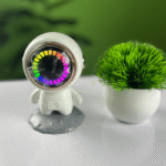 Z18 Astronaut Creative Wireless Bluetooth Speaker - Image 2