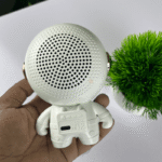 Z18 Astronaut Creative Wireless Bluetooth Speaker - Image 4